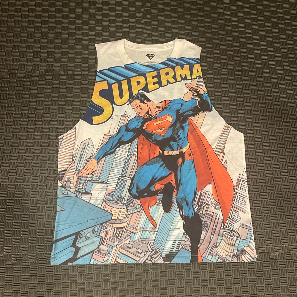 Super man cut of tank size men’s XL